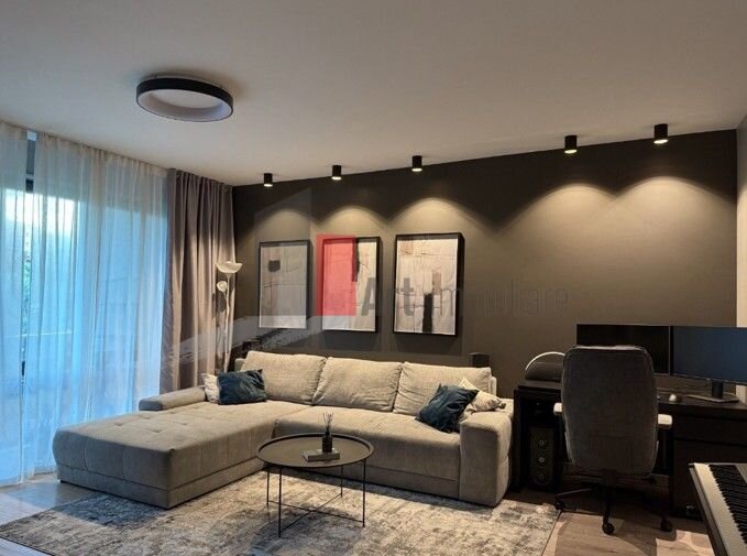 Mall Vitan, apartament splendid, 2 camere decomandat, centrala proprie, an 2021